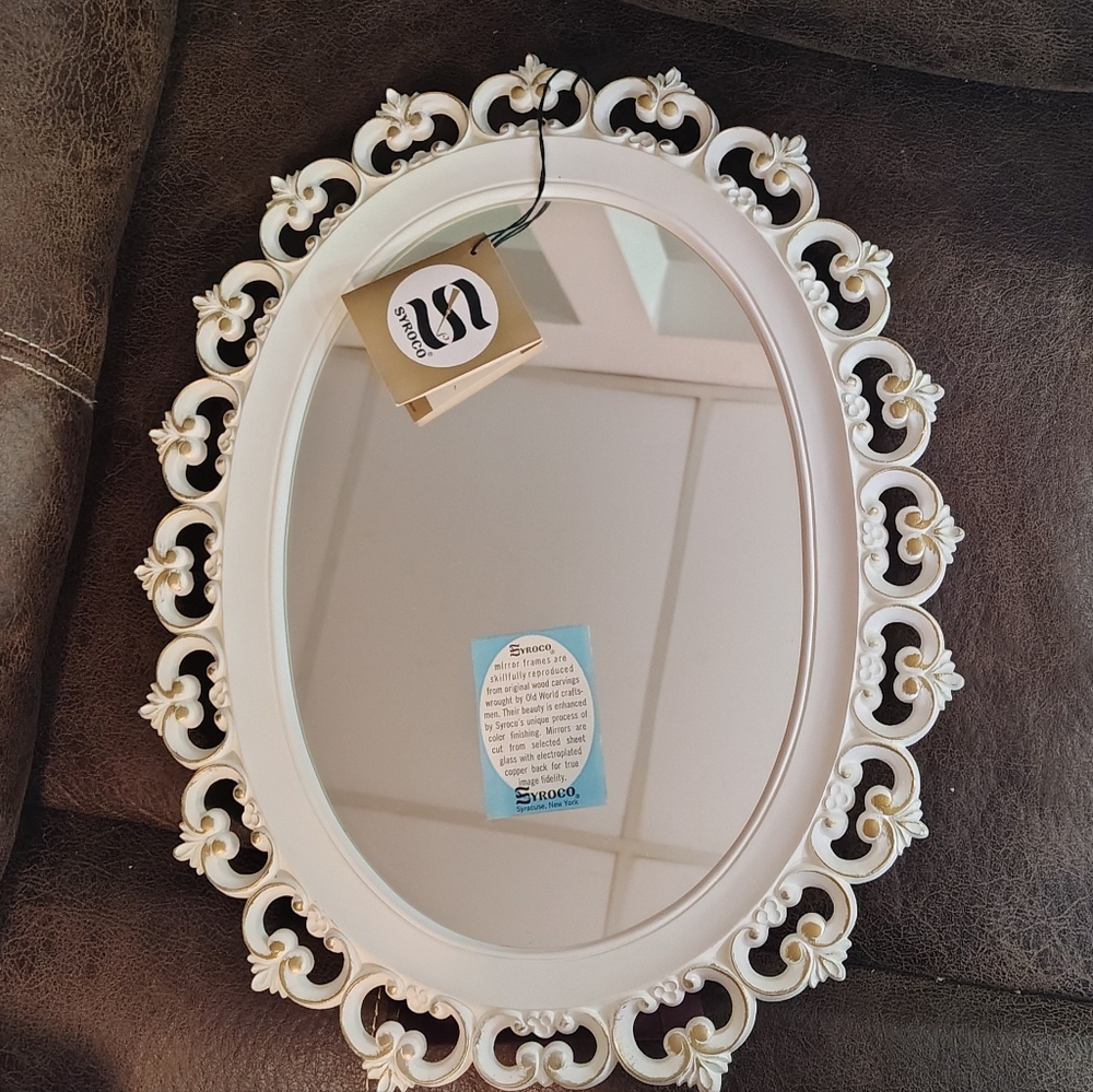 *RARE* Vtg NOS Syroco Mirror Wood Carved Frame